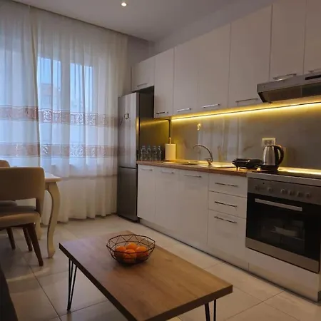 Center Apartment! Tirana